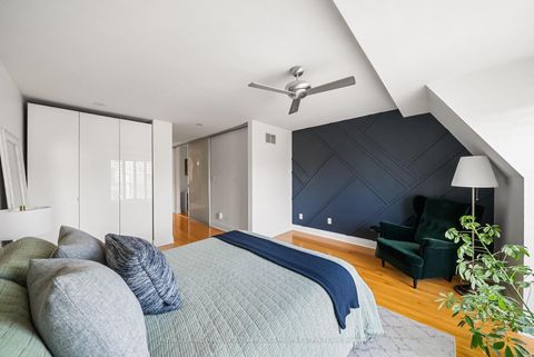 Photo 40 at 32 Mendota Road, Queensway, Toronto