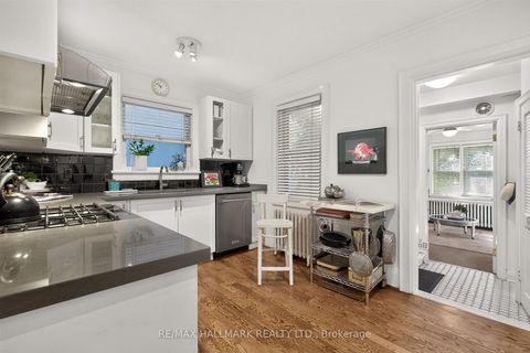 Photo 11 at 337 Balliol Street, Mount Pleasant East, Toronto