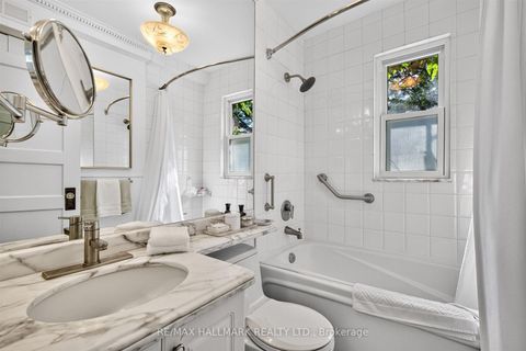 Photo 25 at 337 Balliol Street, Mount Pleasant East, Toronto