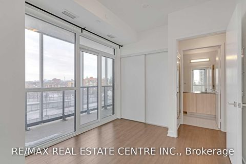 Photo 16 at 706 - 30 Ordnance Street, Niagara, Toronto