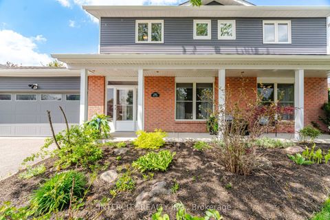 Photo 2 at 2262 Webb Street, Stroud, Innisfil