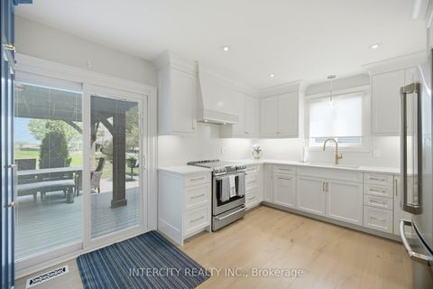 Photo 13 at 2262 Webb Street, Stroud, Innisfil