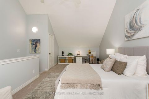 Photo 34 at 3 - 175 Grand Avenue, Queensway, Toronto
