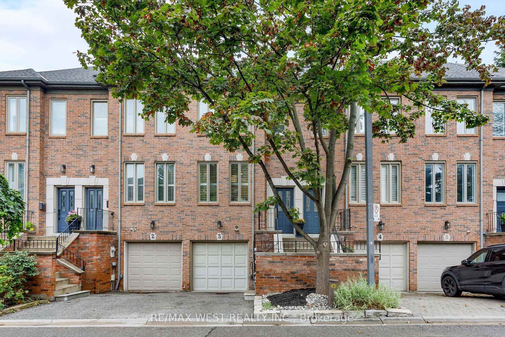 3 - 175 Grand Avenue, Queensway, Toronto photo number 2