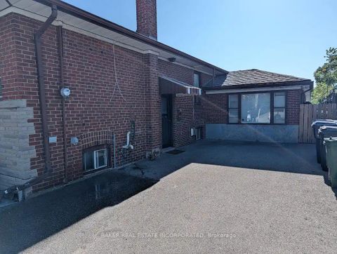 Photo 12 at 4 Nordin Avenue, City Centre West, Toronto