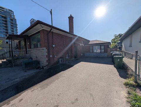 Photo 13 at 4 Nordin Avenue, City Centre West, Toronto