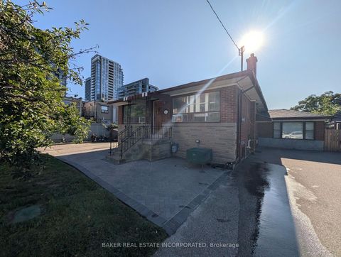 Photo 14 at 4 Nordin Avenue, City Centre West, Toronto