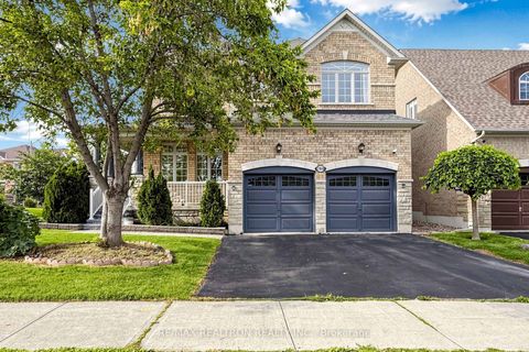 Photo 1 at 184 Ivy Glen Drive, Patterson, Vaughan
