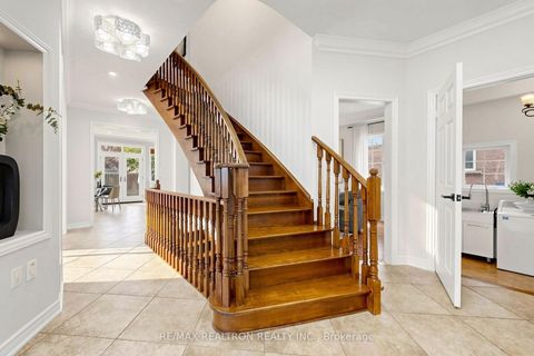 Photo 19 at 184 Ivy Glen Drive, Patterson, Vaughan