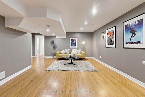 Photo 31 at 184 Ivy Glen Drive, Patterson, Vaughan