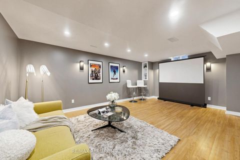 Photo 32 at 184 Ivy Glen Drive, Patterson, Vaughan