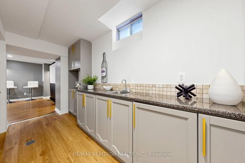Photo 35 at 184 Ivy Glen Drive, Patterson, Vaughan