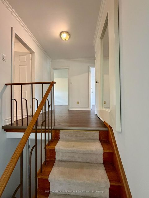 Photo 4 at 6 Highhill Drive, Sullivan, Toronto