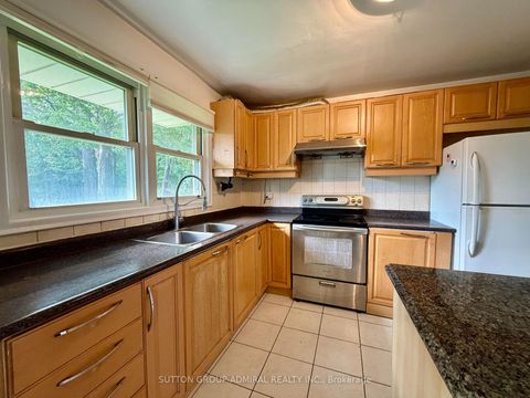 Photo 6 at 6 Highhill Drive, Sullivan, Toronto
