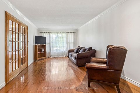 Photo 6 at 117 Mccauley Court, London, Newmarket