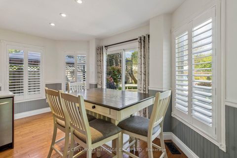 Photo 11 at 117 Mccauley Court, London, Newmarket