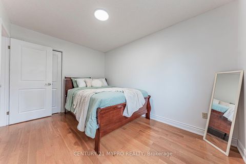 Photo 34 at 35 Wheeling Drive, Rouge E10, Toronto
