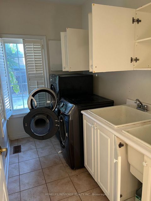 Photo 8 at 96 SOLWAY Avenue, Maple, Vaughan