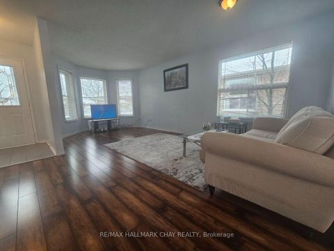Photo 5 at 23 Morton Crescent, West Bayfield, Barrie