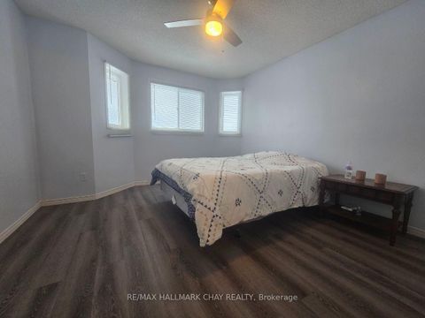 Photo 12 at 23 Morton Crescent, West Bayfield, Barrie