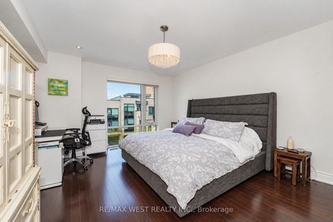 Photo 6 at 47 Pony Farm Drive, Richview, Toronto