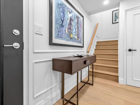 Photo 16 at 404 - 349 St. Clair Avenue W, Casa Loma, Toronto