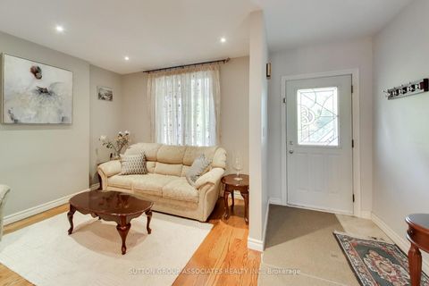 Photo 3 at 82 Helena Avenue, Wychwood, Toronto