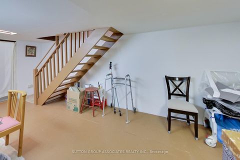 Photo 30 at 82 Helena Avenue, Wychwood, Toronto
