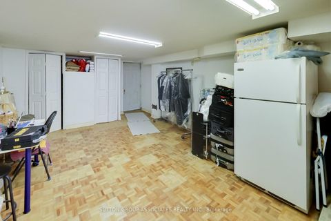 Photo 31 at 82 Helena Avenue, Wychwood, Toronto