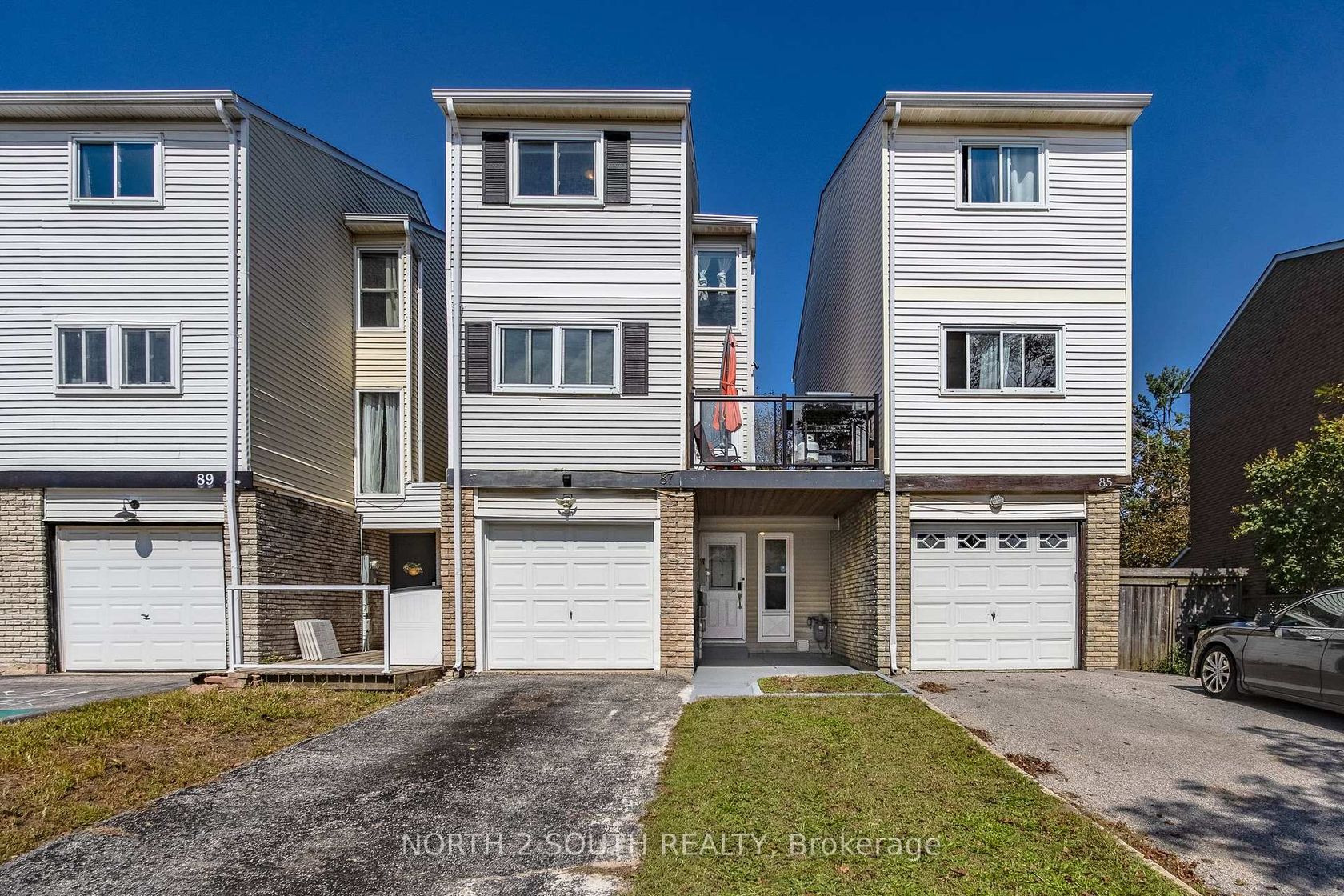 87 Scott Crescent, Letitia Heights, Barrie photo number 2