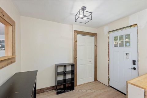 Photo 6 at 18 Ravenswood Drive, Sutton & Jackson's Point, Georgina