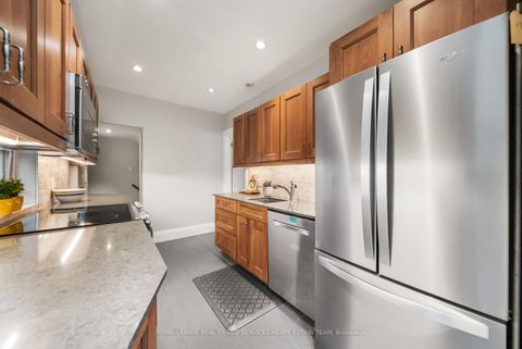 Photo 22 at 106 Colin Avenue, Eglinton, Toronto
