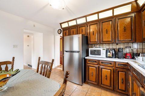 Photo 20 at 19 Lantos Court, CFB, Toronto