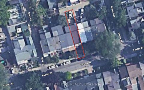 Photo 13 at 60 Foxley Street, Bellwoods, Toronto
