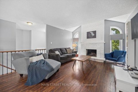 Photo 9 at 49 Circle Ridge Drive, Keswick North, Georgina