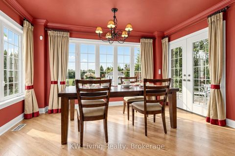 Photo 14 at 20 ORMSBY Court, Bayview Hill, Richmond Hill