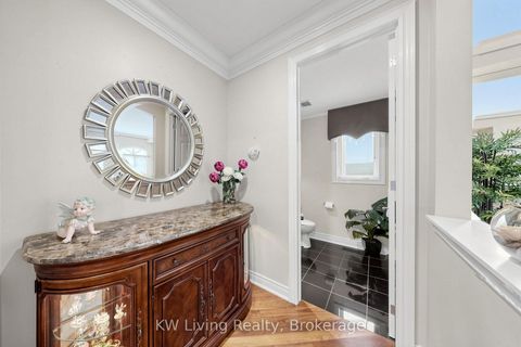 Photo 15 at 20 ORMSBY Court, Bayview Hill, Richmond Hill