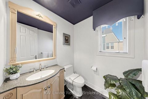 Photo 16 at 20 ORMSBY Court, Bayview Hill, Richmond Hill