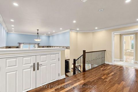 Photo 18 at 20 ORMSBY Court, Bayview Hill, Richmond Hill