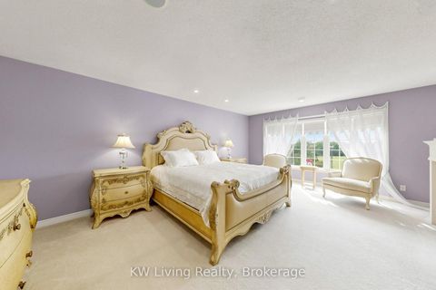 Photo 20 at 20 ORMSBY Court, Bayview Hill, Richmond Hill