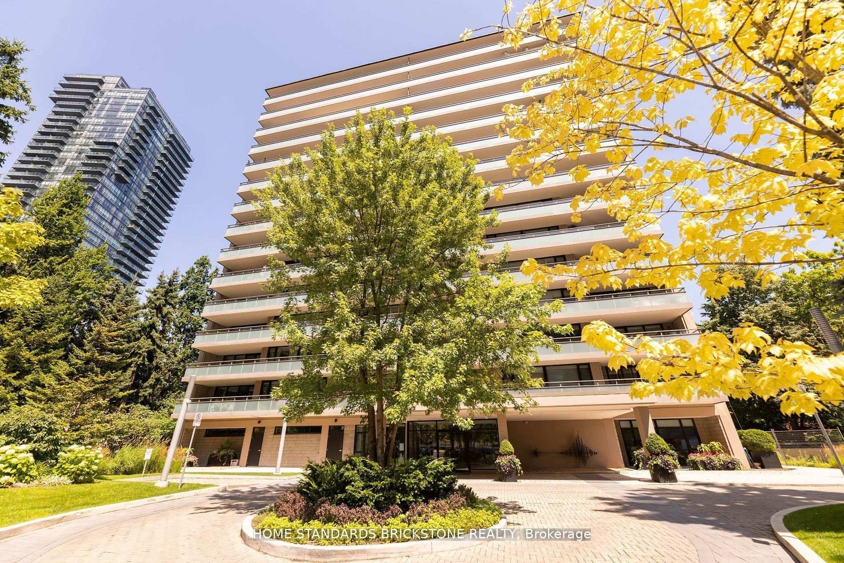 9D - 66 Collier Street, Moore Park, Toronto 
