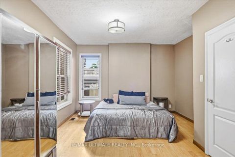 Photo 8 at 299 Delaware Avenue, Junction, Toronto