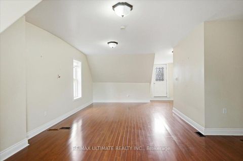 Photo 24 at 299 Delaware Avenue, Junction, Toronto