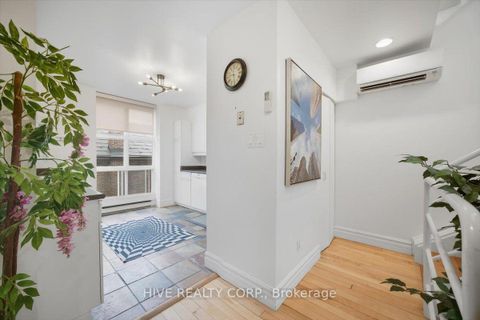 Photo 9 at D - 957 Broadview Avenue, Broadview North, Toronto