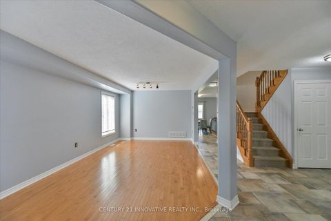 Photo 4 at 28 Empire Drive, Shore, Barrie