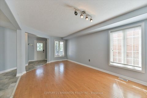 Photo 5 at 28 Empire Drive, Shore, Barrie
