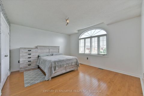 Photo 25 at 28 Empire Drive, Shore, Barrie