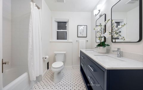 Photo 14 at 193 Sixth Street, New Toronto, Toronto
