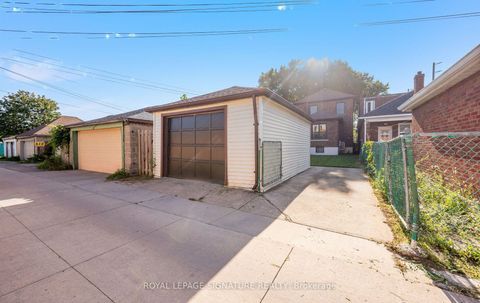 Photo 27 at 193 Sixth Street, New Toronto, Toronto