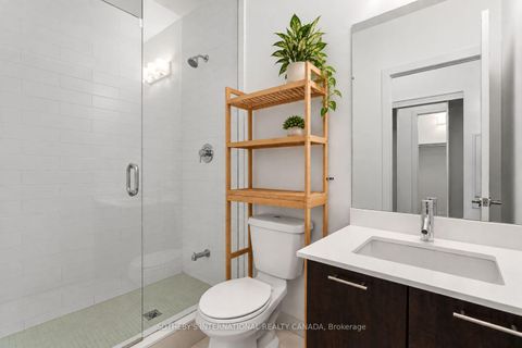 Photo 8 at TH7 - 20 Bruyeres Mews, Niagara, Toronto
